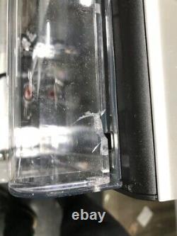 Nespresso F456PR Lattissima Pro Coffee Machine Silver READ DESCRIPTION