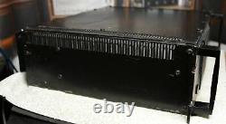 Yamaha power amplifier P2150. Rack mountable with R/L level controls